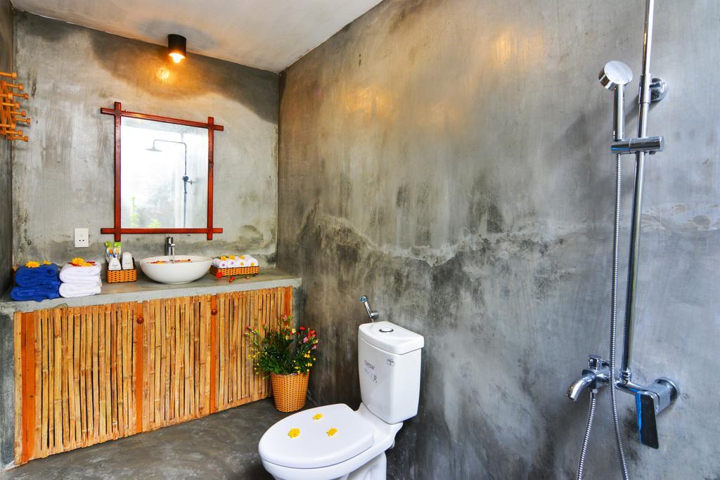 Local Beach Homestay Hoi An Bilik gambar
